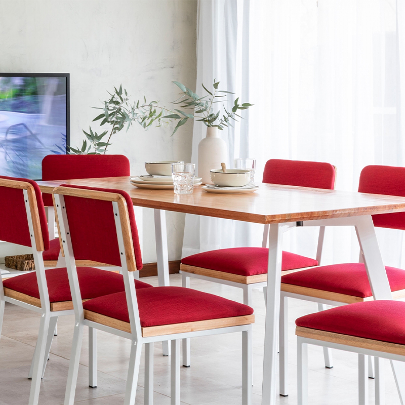 Imagen Mesa De Comedor Sil-car Tinca 150x80 Eucal Caño 60x30 Blanco Brill